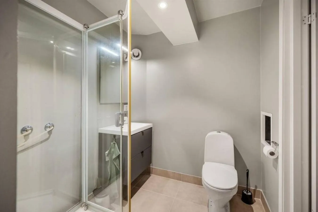 Dinbnb Apartments I Romantic Surroundings In The City Center Bergen Norvegia